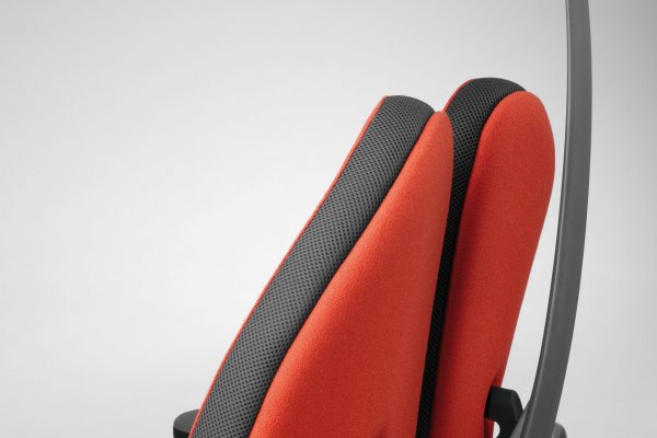 xenium_duo-back_mit_Kopfstütze_orange_Detail_0626